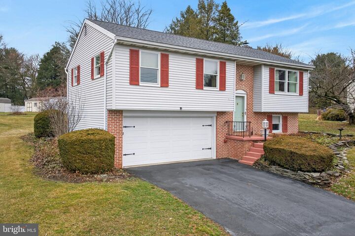 Property Photo:  906 Snapper Dam Road  PA 17538 