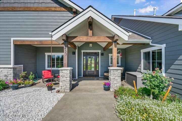 Property Photo:  457 W Kinnerly Ct  ID 83858 