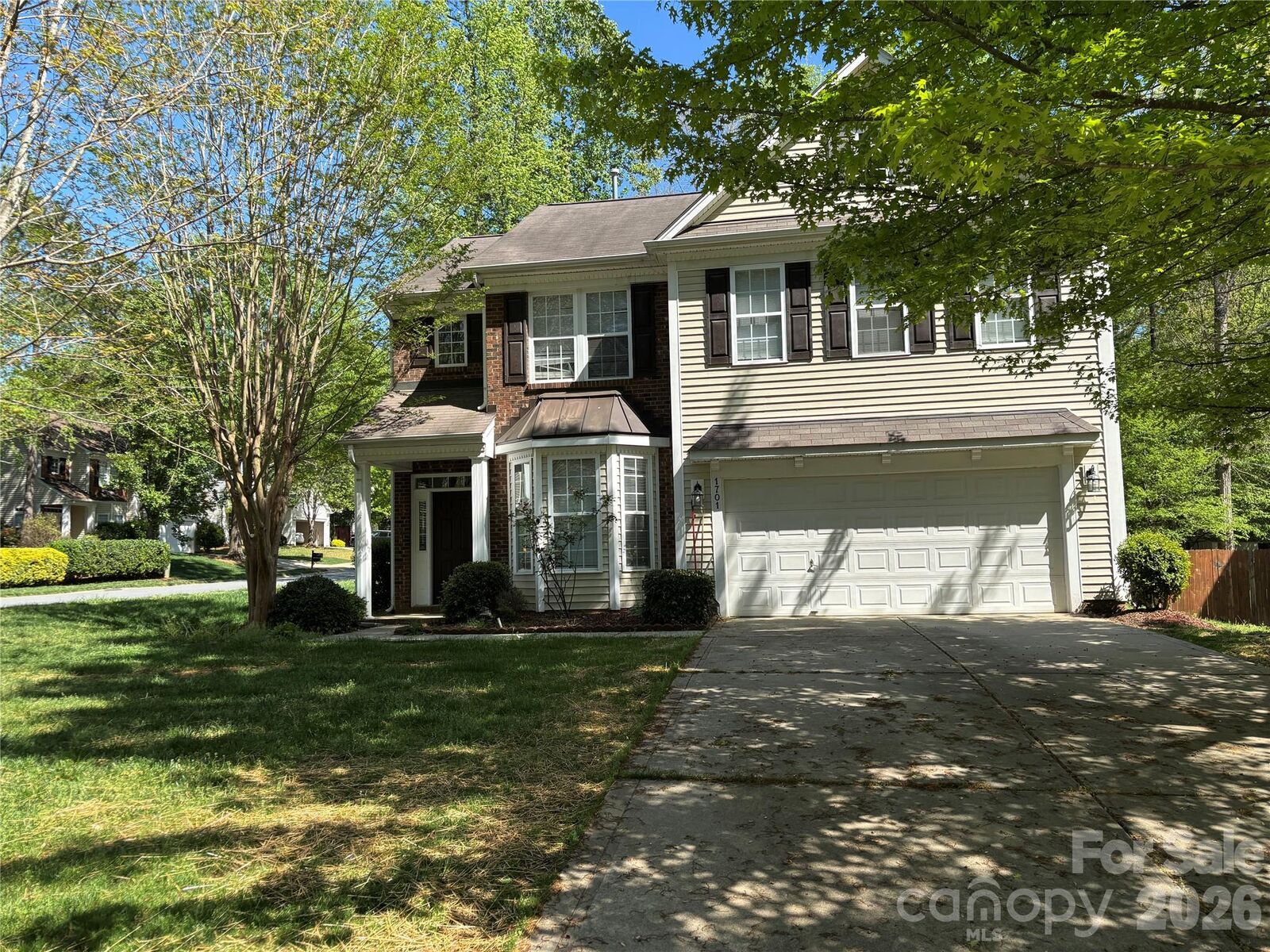 Property Photo:  1701 Wilburn Park Lane  NC 28269 