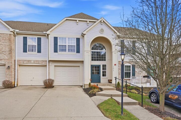 Property Photo:  101 Postoak Lane  OH 45150 