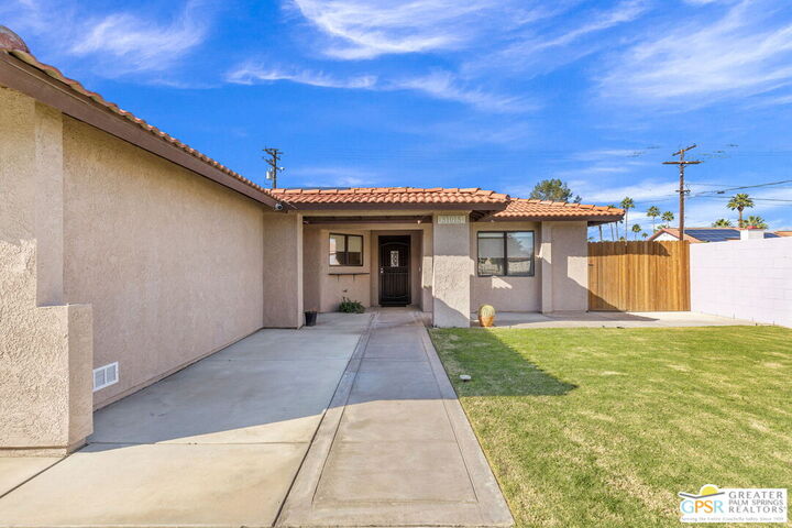 Property Photo: 31015 Avenida Alvera CA 92234