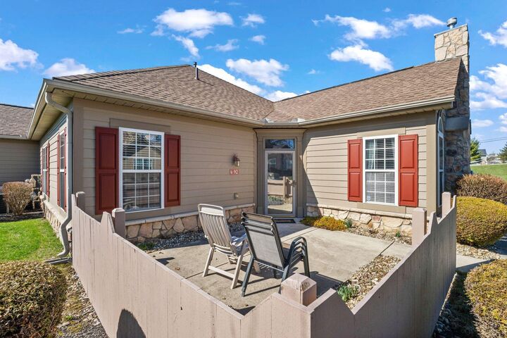 Property Photo:  92 Jonathan Drive  OH 43056 