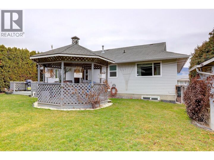 Property Photo: 5204 Sandon Place BC V1H 1A3