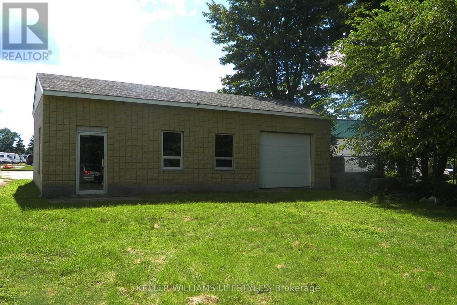 Property Photo:  1A York Street  ON N0L 1Z0 