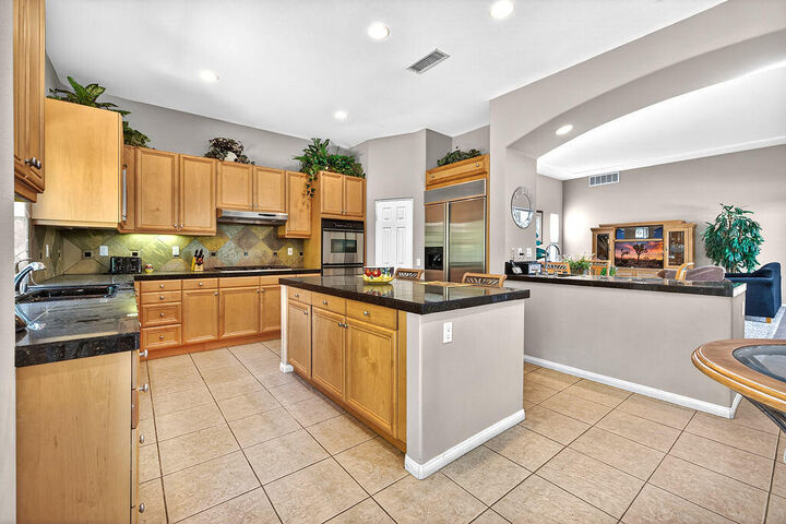 Property Photo:  74 Rocio Court  CA 92260 