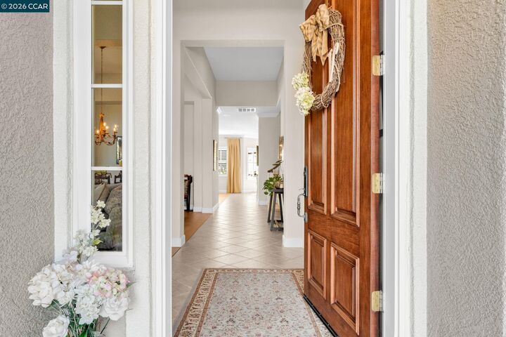 Property Photo:  974 Rosehedge Ct  CA 94521 