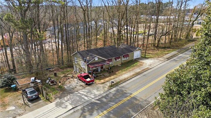 Property Photo: 1004 Marietta Road GA 30114