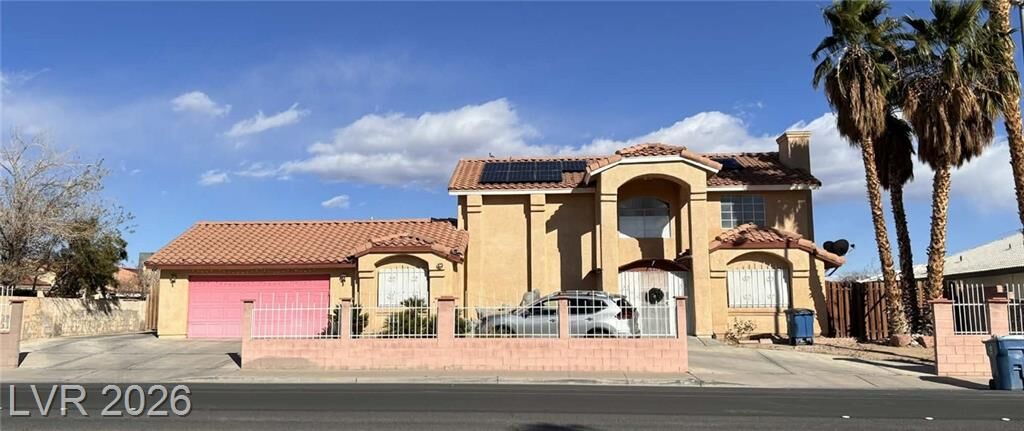 Property Photo:  1912 South Torrey Pines Drive  NV 89146 