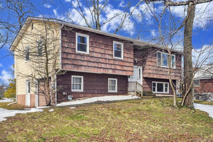 Property Photo:  19 Sheridan Avenue  NY 10920 