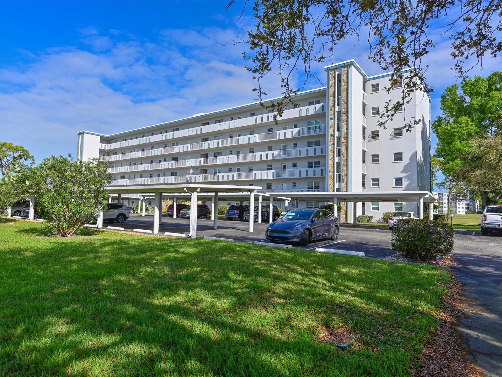 Property Photo: 4240 Ironwood Circle 206A FL 34209