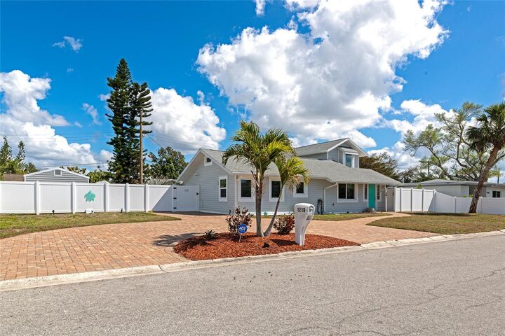 Property Photo:  1219 65th Street NW  FL 34209 