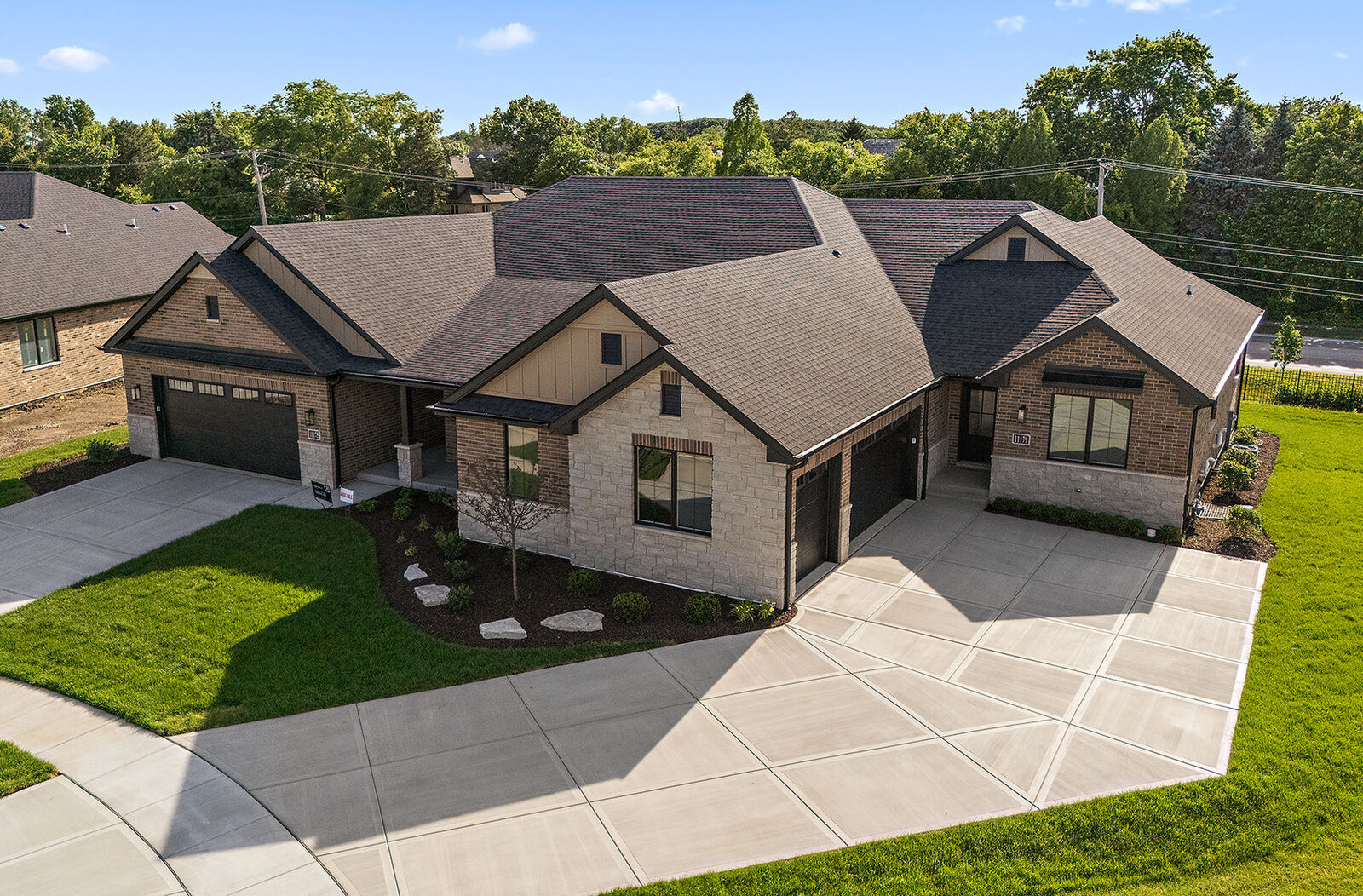 Property Photo:  11179 Lizmore Lane 33B  IL 60467 