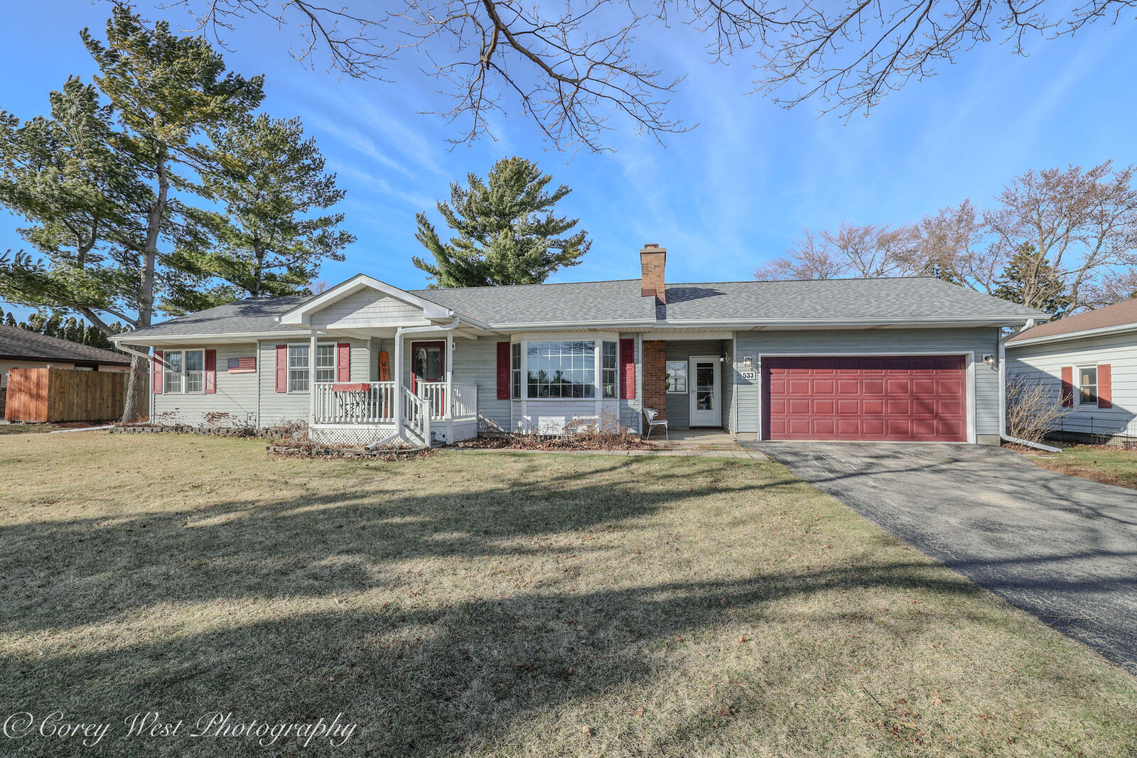 Property Photo:  533 Bethany Road  IL 60178 