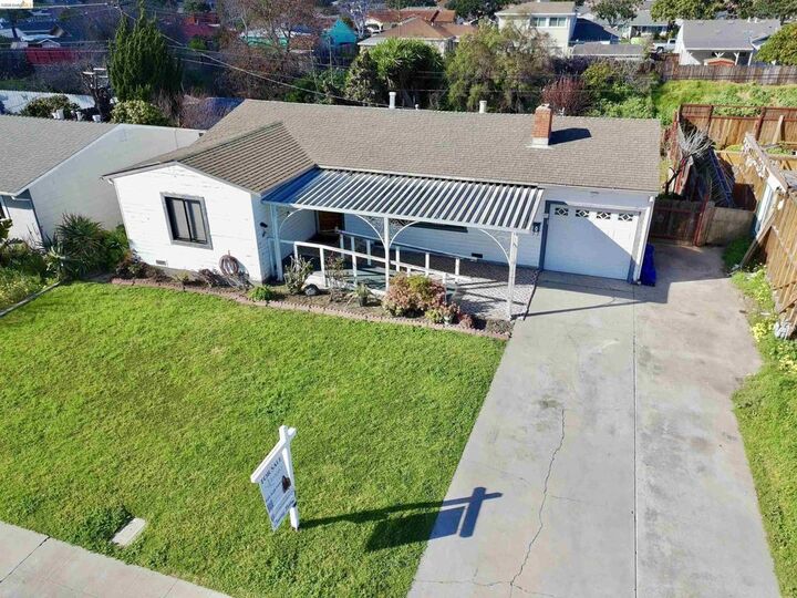 Property Photo:  83 Beverly Dr  CA 93905 