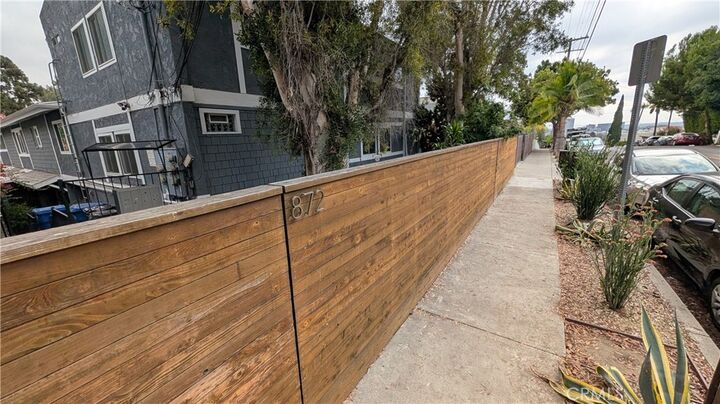 Property Photo:  872 Lucile Avenue A  CA 90026 