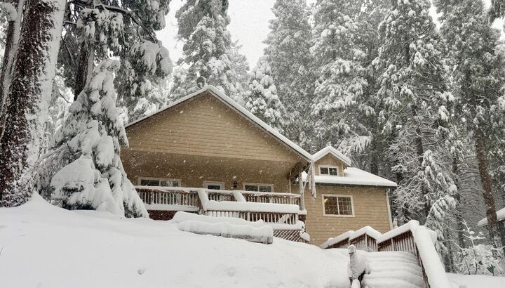 Property Photo:  2845 Viona Road  CA 95726 