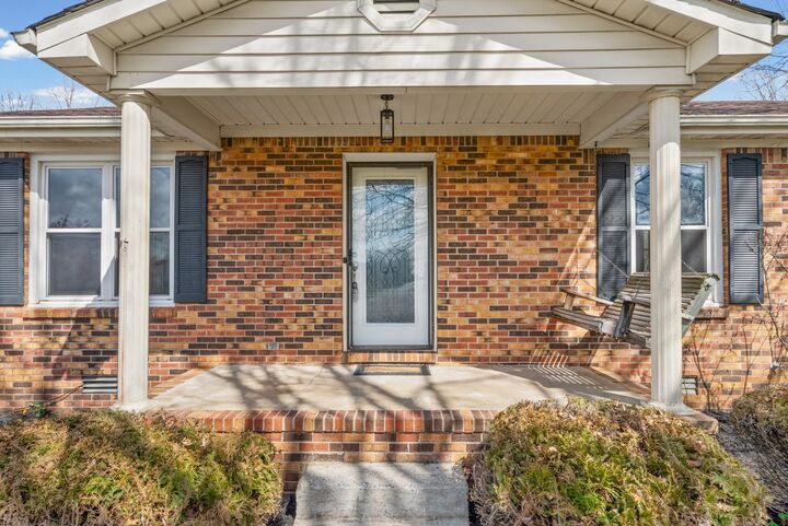 Property Photo:  561 Campfire Dr  TN 37129 