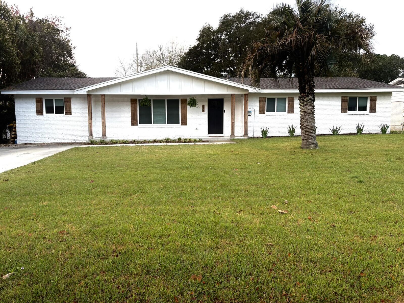 Property Photo:  324 NW Leah Miller Drive  FL 32548 