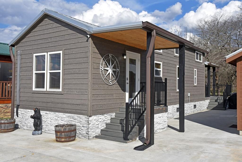 Property Photo: 435 Golden Nugget GA 30512