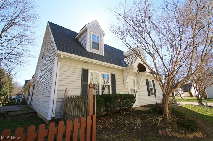 Property Photo:  6694 Connecticut Colony Circle 47  OH 44060 