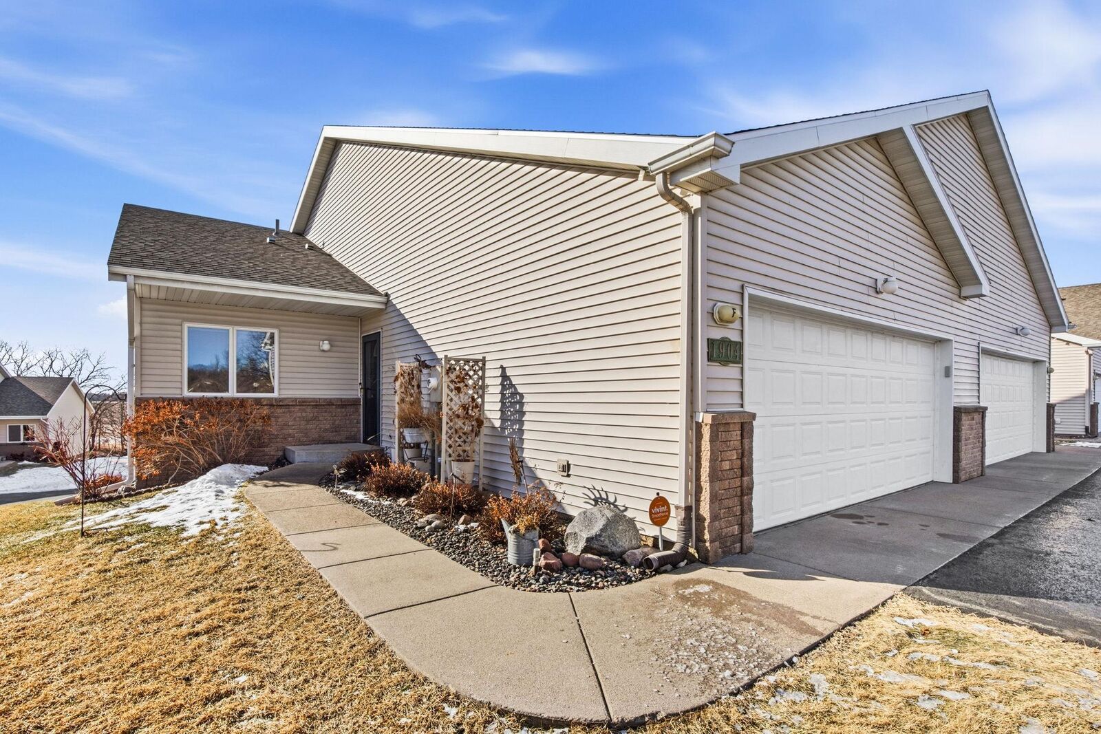 Property Photo: 1904 27th Street SE F MN 56304
