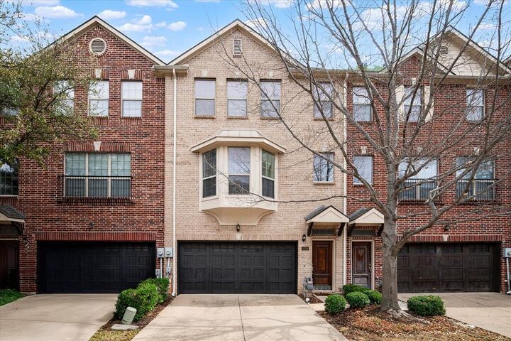 Property Photo:  1459 Chase Lane  TX 75063 