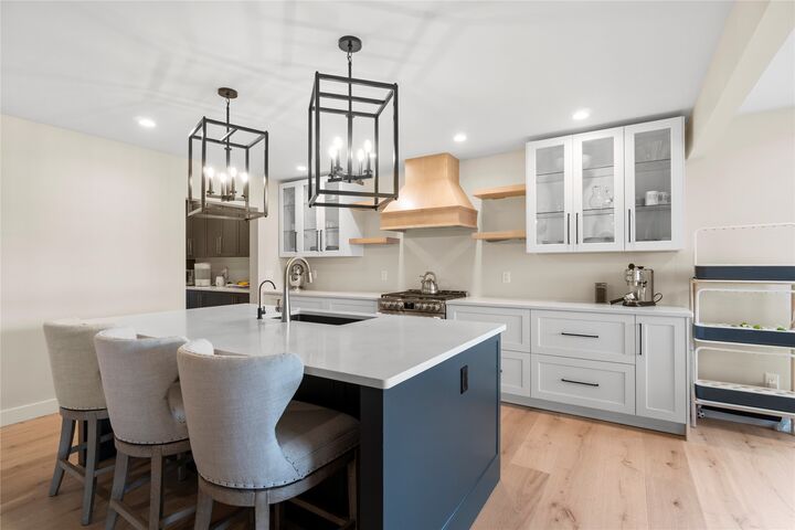 Property Photo: 2270 Lions Ridge Road BC V0E 1M6