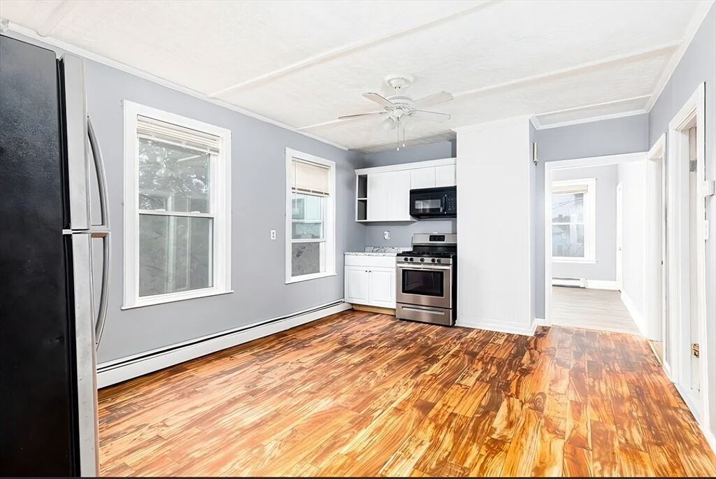 Property Photo:  1 Marion St 2  MA 01832 