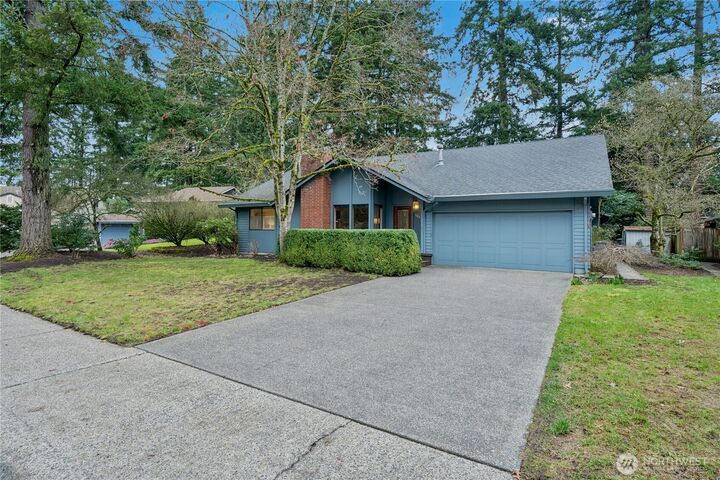 Property Photo:  1912  161st Avenue NE  WA 98008 