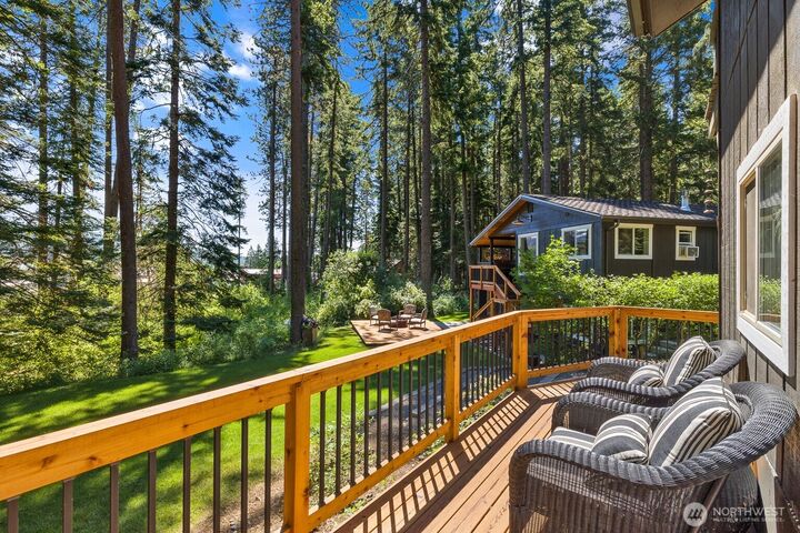 Property Photo: 661 W Pacific Avenue WA 98940