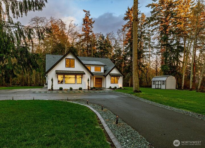 Property Photo:  2780  Overview Drive  WA 98277 