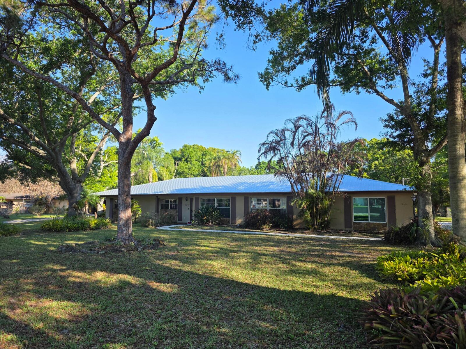 Property Photo:  5742 Briargate Lane  FL 34981 