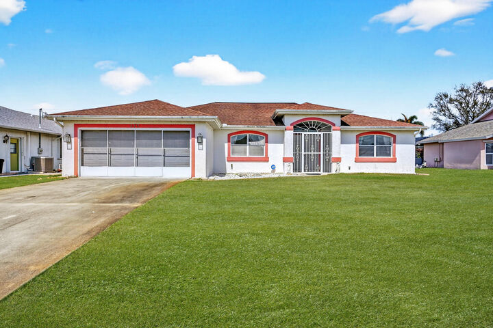 Property Photo:  459 SE Nome Drive  FL 34984 