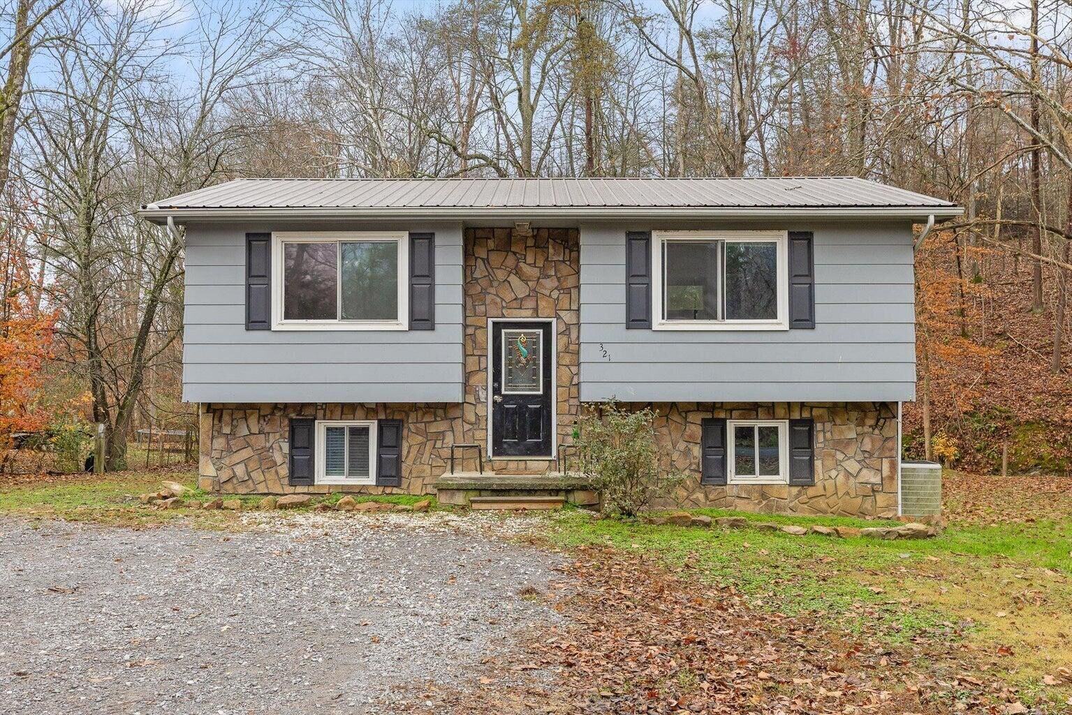 Property Photo:  321 Thacker Lane  TN 37331 