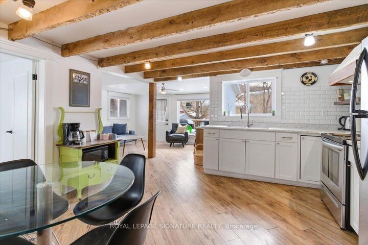 Property Photo: 42 York Street ON K0K 2T0