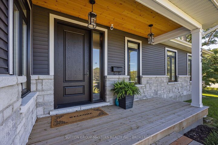 Property Photo:  247 Arnold Street  ON K7M 3L7 