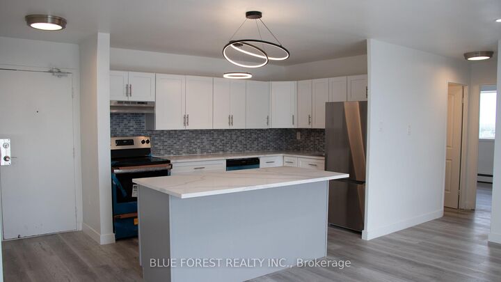 Property Photo: 583 Mornington Avenue 1102 ON N5Y 3E9