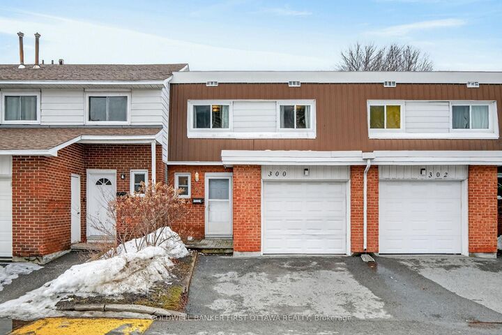 300 Stone Quarry Private S — photo 1