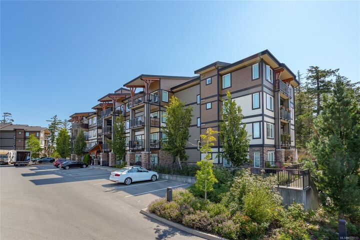 Property Photo: 286 Wilfert Rd 308 BC V9C 0H6