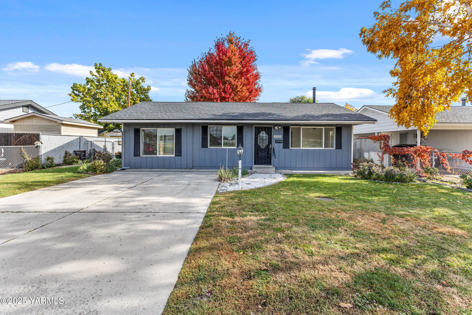 Property Photo:  1801 Pleasant Ave  WA 98902 