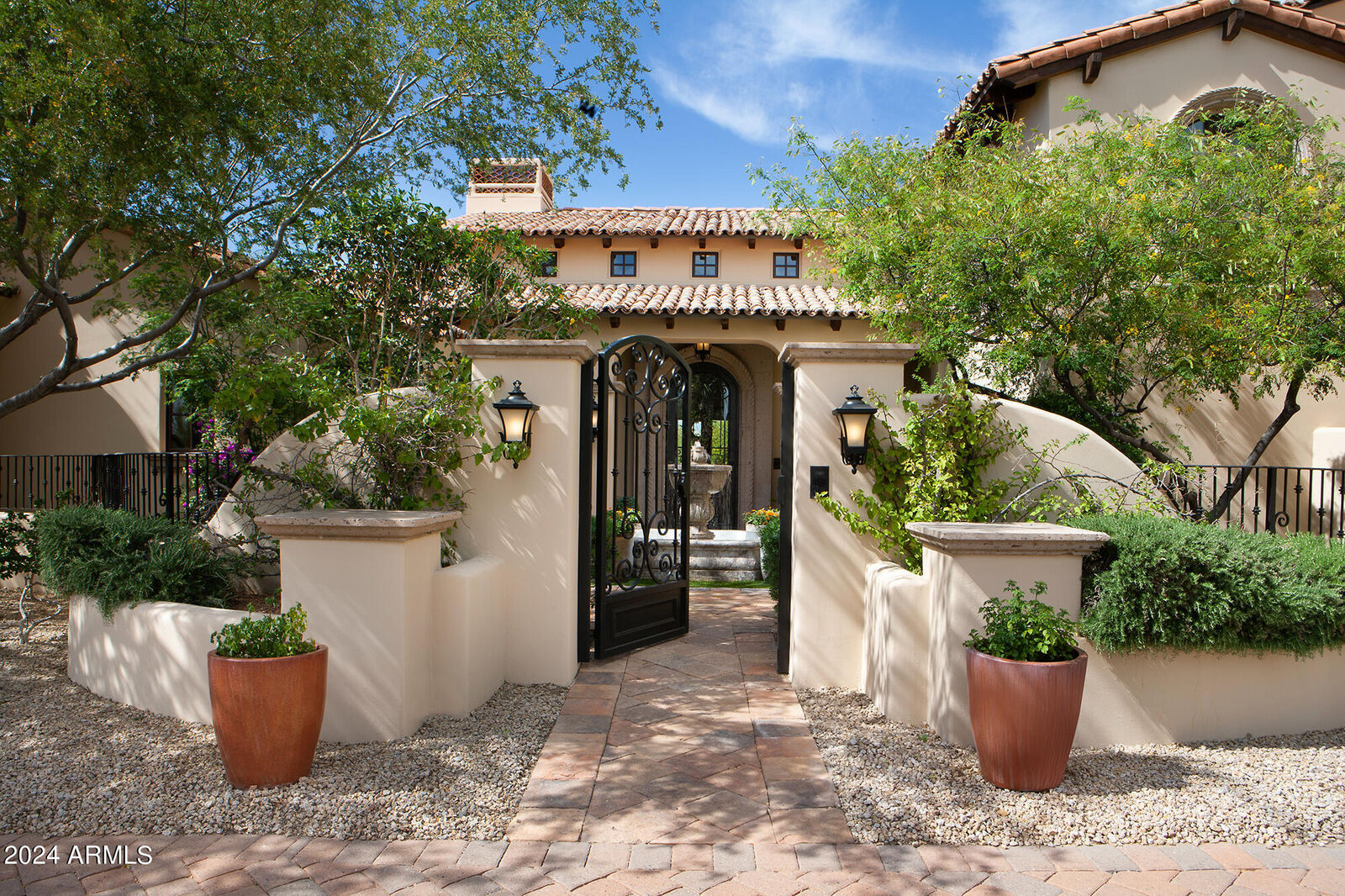 Property Photo:  10728 E Cottontail Lane  AZ 85255 