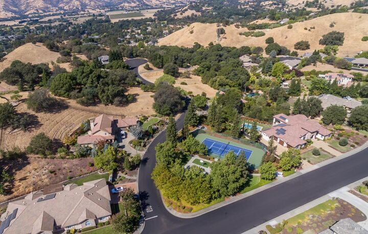 Property Photo:  2030 Pinecrest Court  CA 95688 