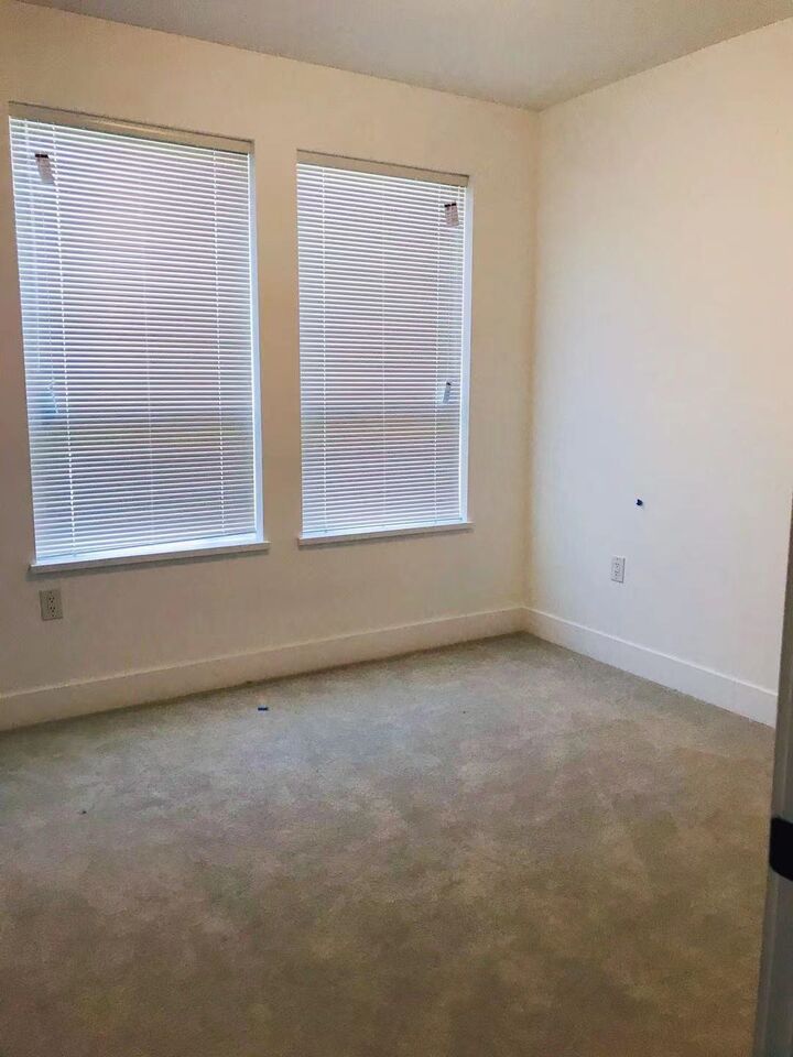 Property Photo: 9228 Slopes Mews 414 BC V5A 0E9