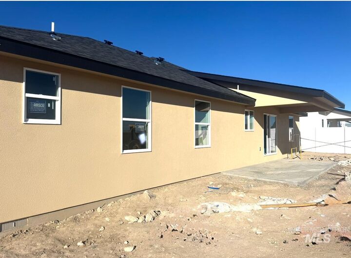 Property Photo:  1505 Tverdy Lane  ID 83316 