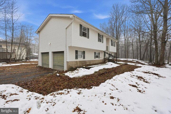 Property Photo:  2320 Elmhurst Road  PA 18302 