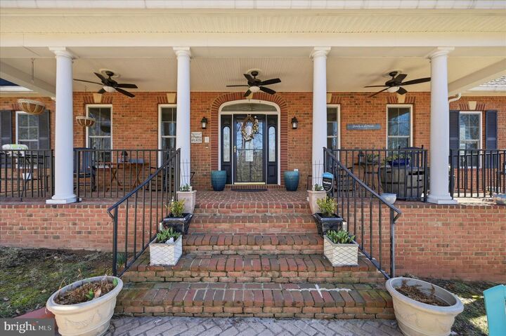 Property Photo:  520 Clagett Street SW  VA 20175 