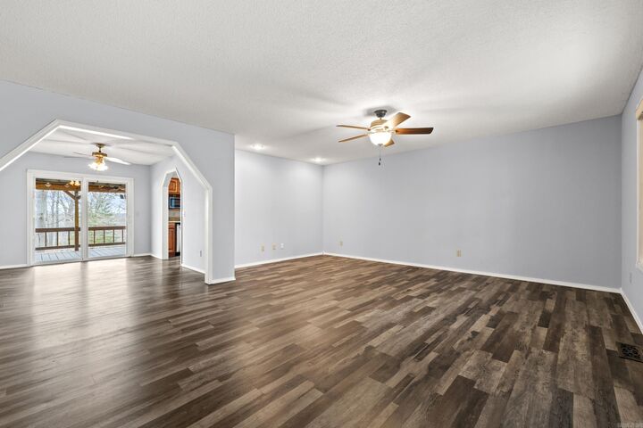 Property Photo:  252 County Road 97  AR 72623 