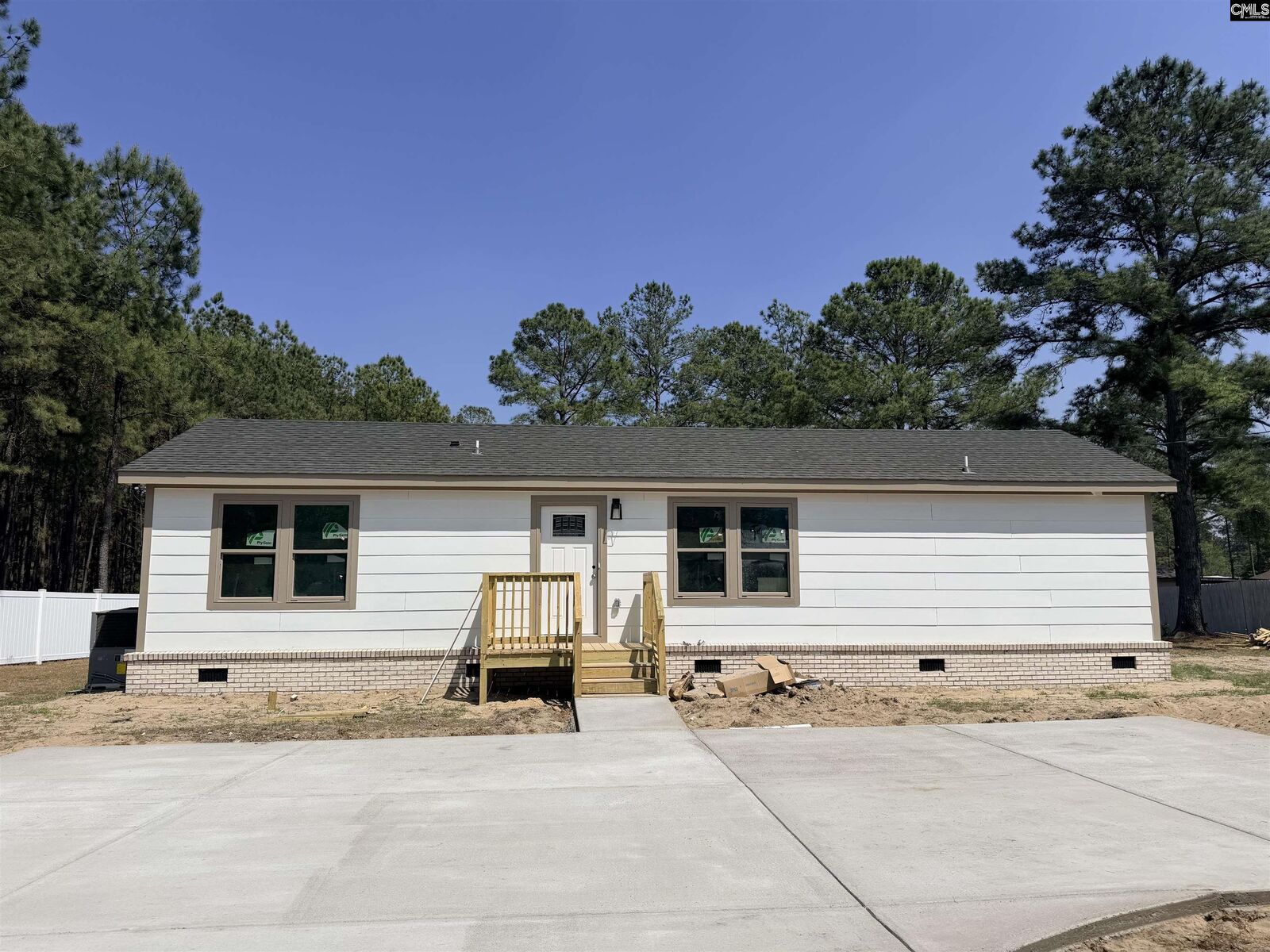 Property Photo:  952 Roberts  SC 29045 