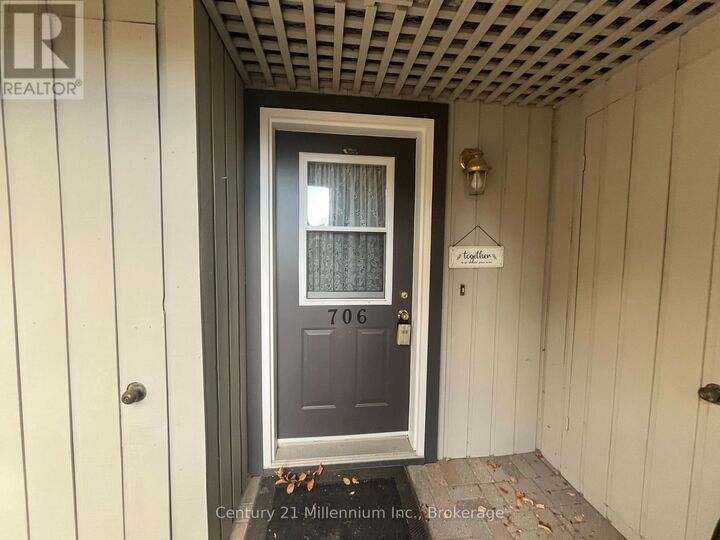 Photo de la propriété:  706 Johnston Park Avenue  ON L9Y 5C7 