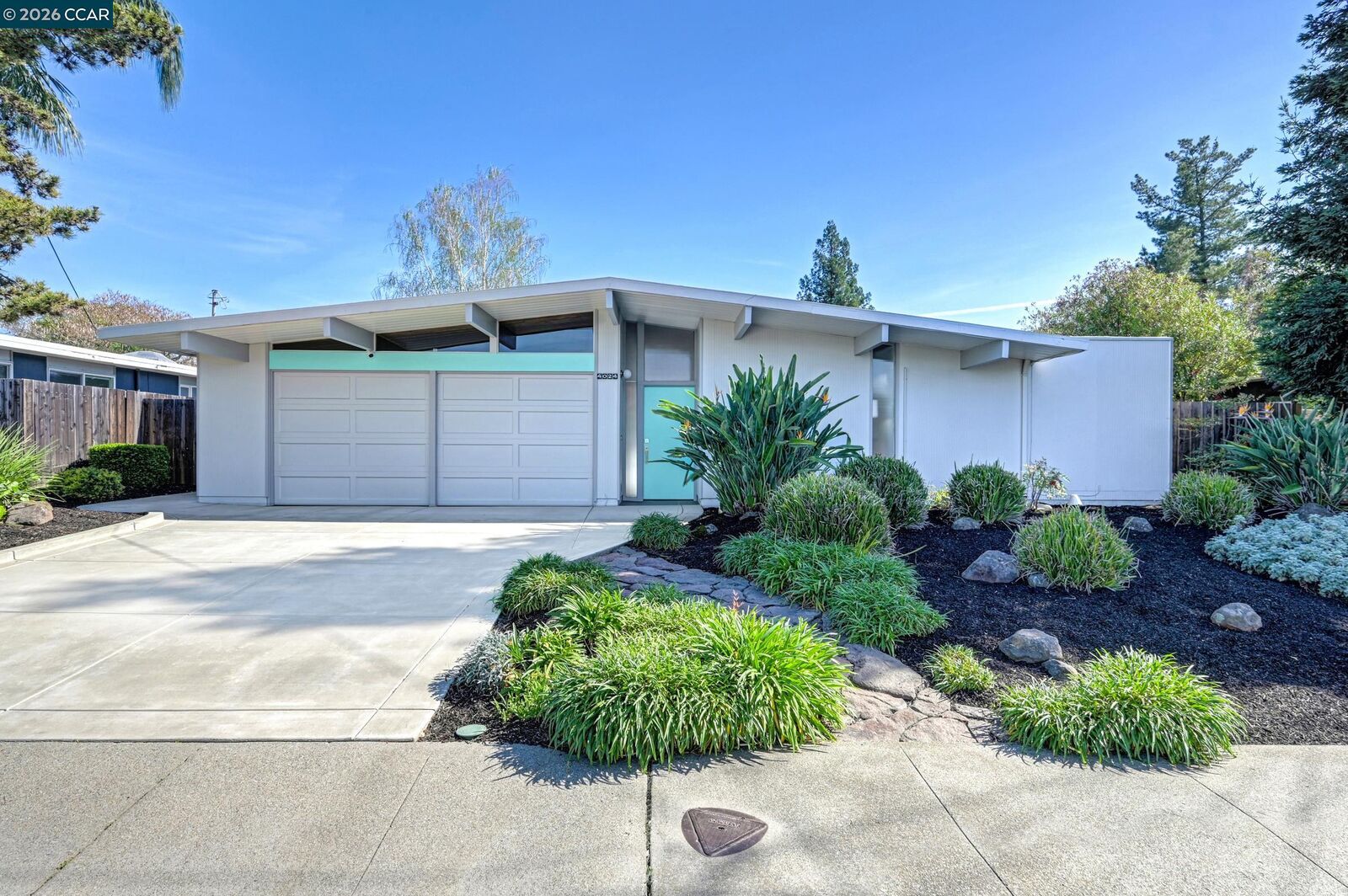 Property Photo: 4024 Salem St CA 94521